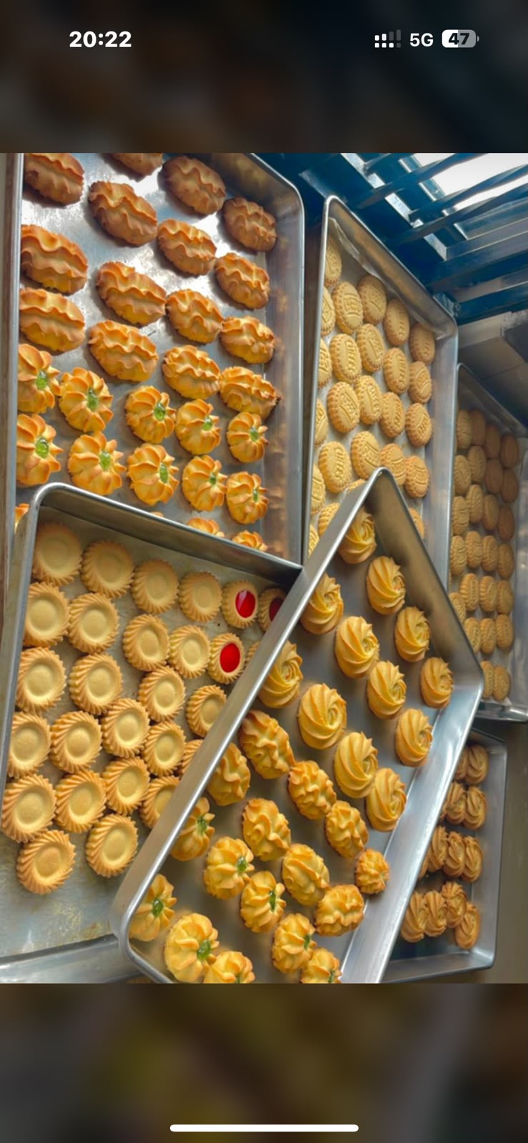 Butter biscuits & jam biscuits